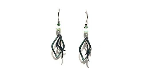 Silver Forest Light Green Flame in Open Diamond Pierced Earrings NE-1770A