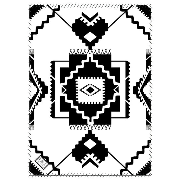 Whiteriver "Hooey Fleece Blanket" White /Black Aztec - FB015